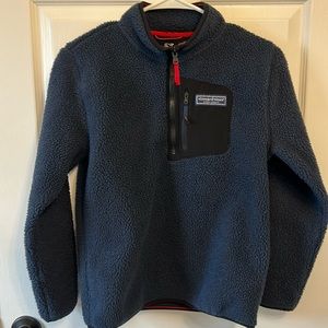 Vineyard Vines boys Sherpa half zip. Navy. High pile Sherpa. Size M 12-14.